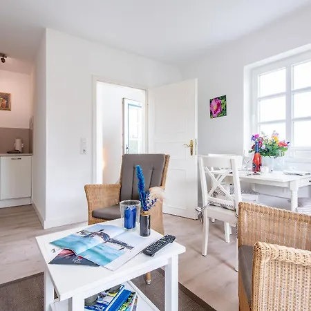 Apartment Raantem Hues Whg 1 *